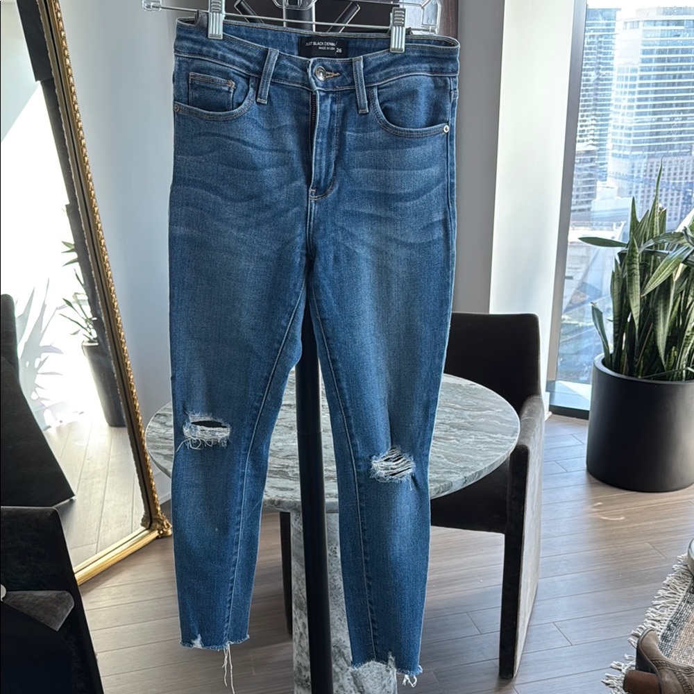 Just Black Blue Ankle Cropped Jeans